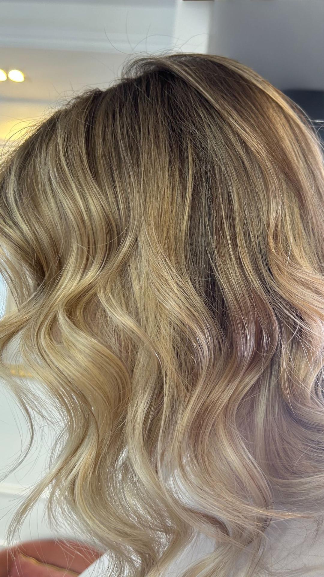 Balayage +preliv + feniranje - Esthetique Privé, Beograd Ombre, sombre, balayage Frizerski saloni Ombre, sombre, balayage, Beograd, Centar, Stari grad, Dorćol