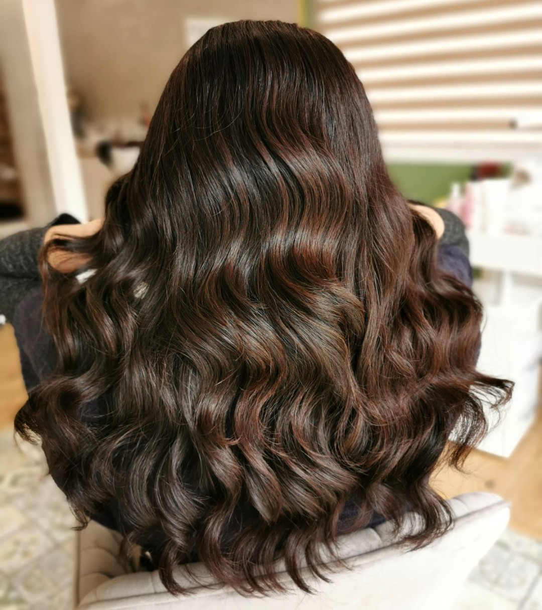 Exclusive Beauty #beograd Feniranje i stilizovanje Feniranje na ravno / lokne - duga kosa