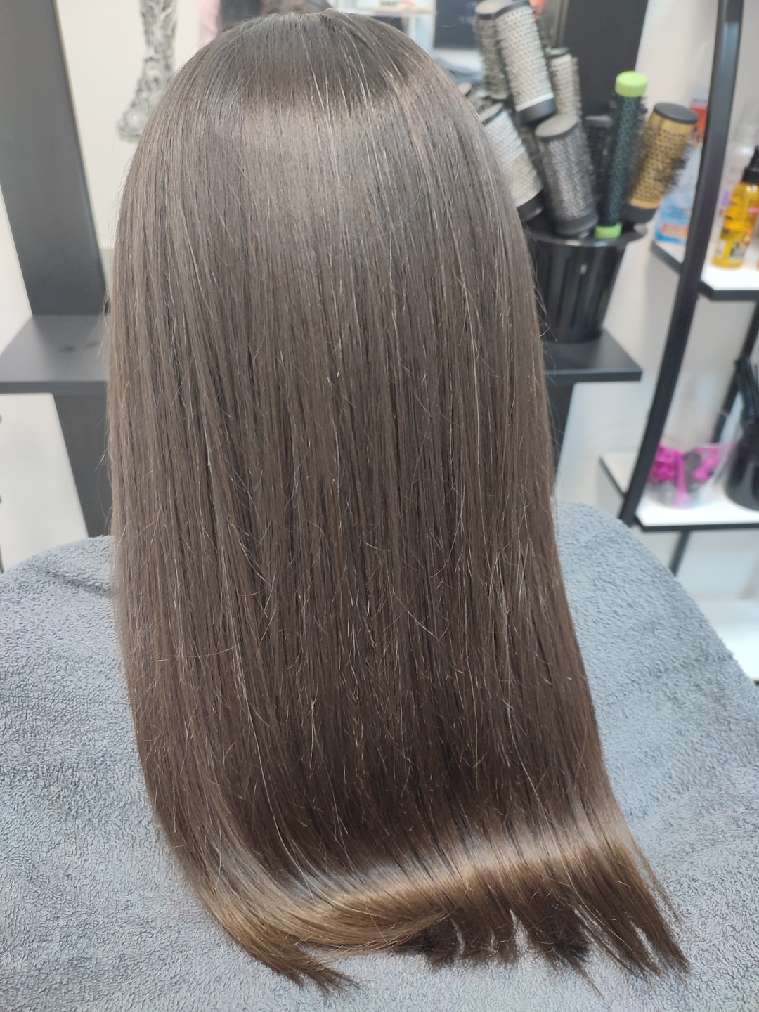 Botox tretman (bez feniranja) - srednja dužina kose (do ramena) - Infinity Hair, Novi Sad Nega i ojačavanje kose Frizerski saloni Nega i ojačavanje kose, Novi Sad, Grbavica, Liman, Adamićevo