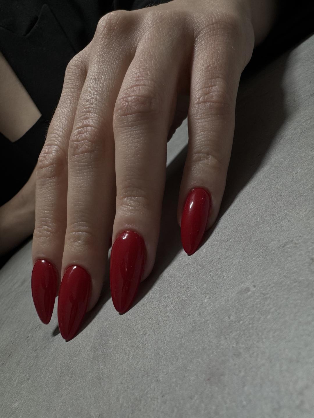 Elle beauty center #novisad Izlivanje noktiju Korekcija izlivanja noktiju - L dužina