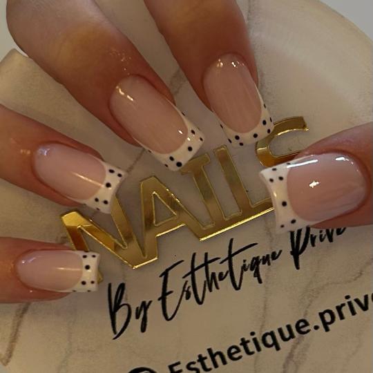 Esthetique Privé usluga