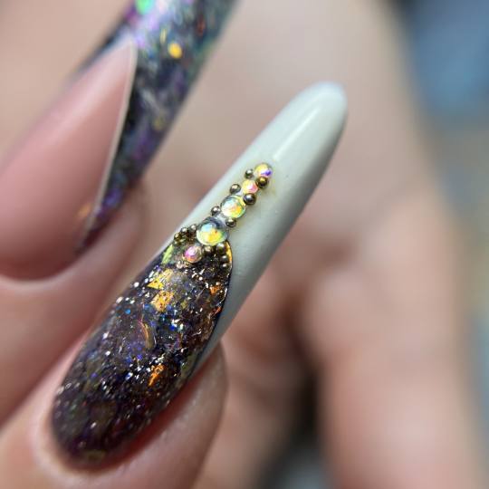 Lavish Nail and Cosmetics Lounge #beograd Izlivanje noktiju Izlivanje noktiuju gelom - XL dužina