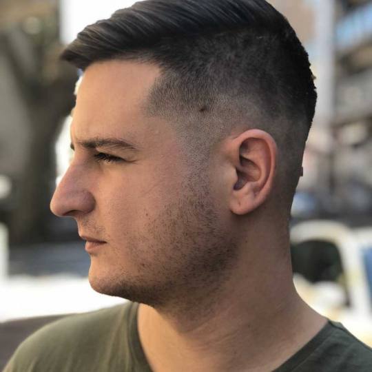 Headroom #beograd Muško šišanje Muško šišanje makazama + mašinicom ✂️ Nikola