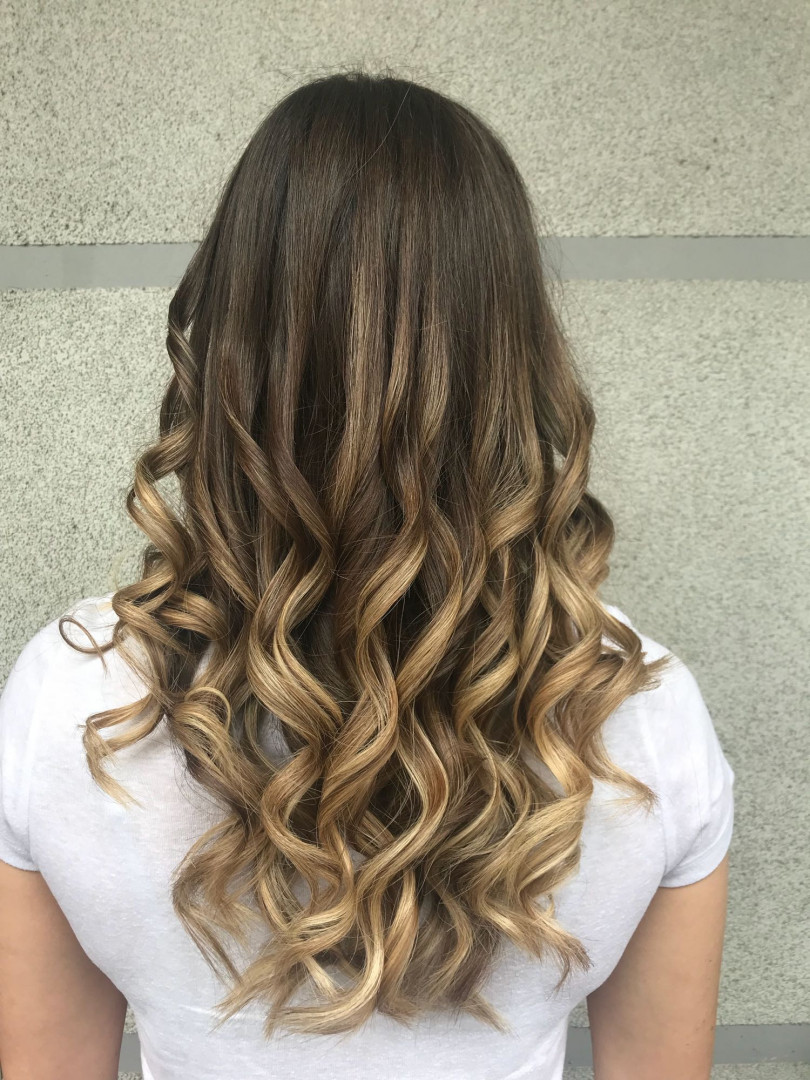 Balayage, ombre i sombre + preliv - duga kosa - Studio Benvenuto, Beograd Ombre, sombre, balayage Frizerski saloni Ombre, sombre, balayage, Beograd, Voždovac