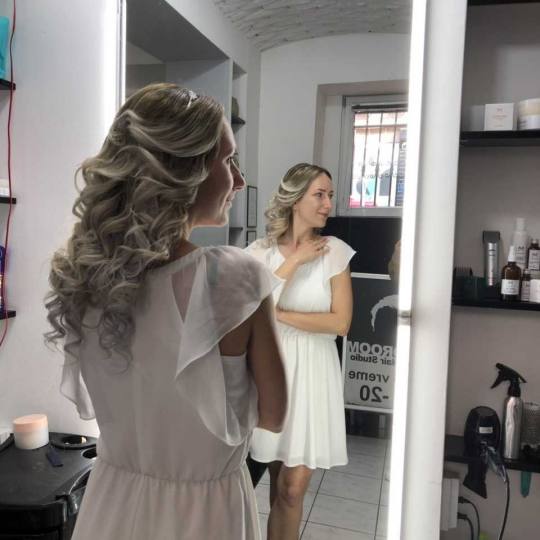 Headroom #beograd Svečane i frizure za svadbu Svečana frizura - srednje složena ✂ Nikola