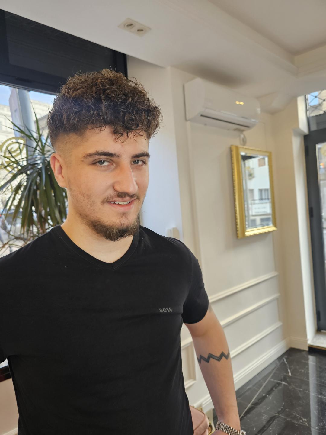 Muško šišanje + minival - Esthetique Privé, Beograd Muško šišanje Muški frizeri Muško šišanje, Beograd, Centar, Stari grad, Dorćol