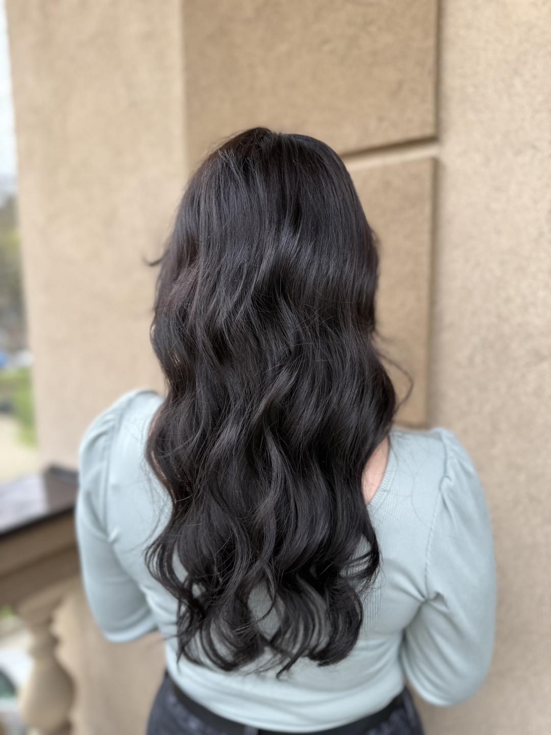 Žensko šišanje + feniranje na lokne - duga kosa - Beauty Cocktail, Beograd Žensko šišanje Frizerski saloni Žensko šišanje, Beograd, Voždovac