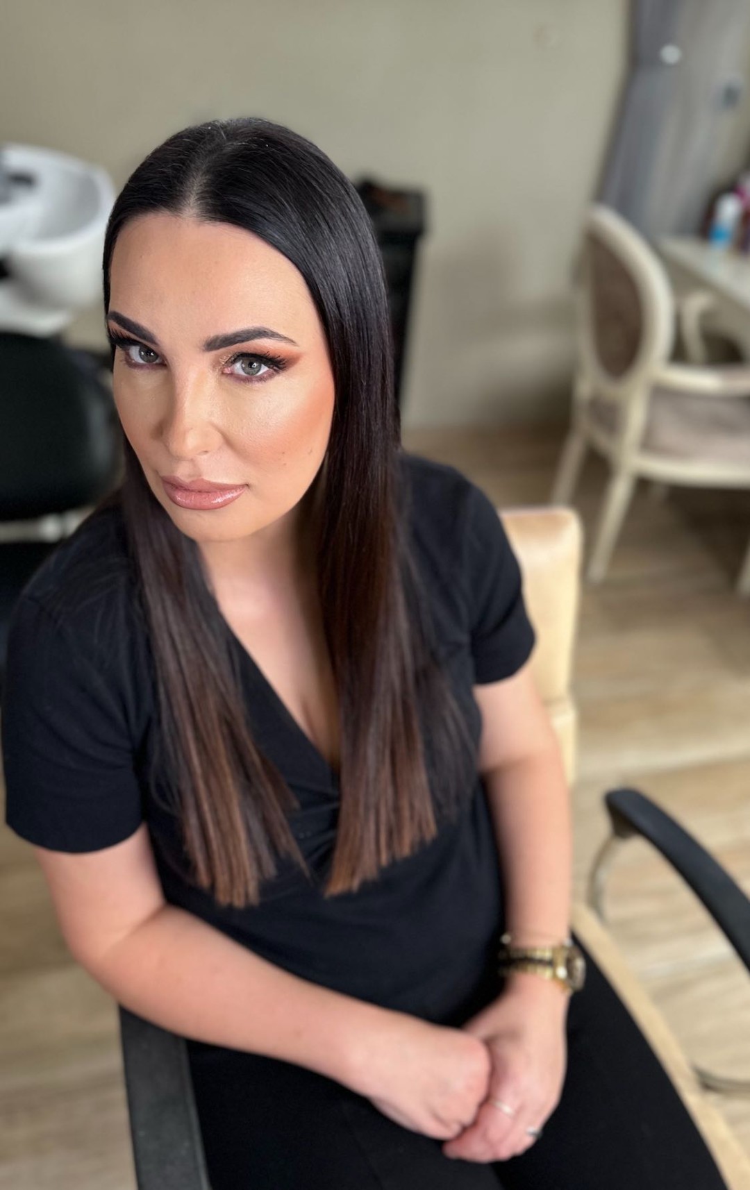 Bibi beauty centar #beograd Make-up / šminkanje Profesionalno šminkanje + feniranje ravno