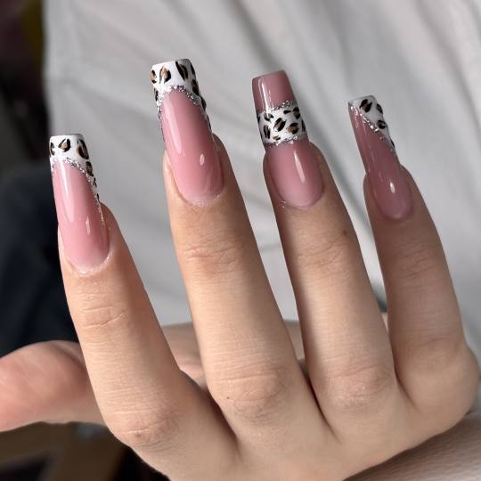 Beauty Code by Nela #novisad Izlivanje noktiju Izlivanje noktiju gelom - XL dužina