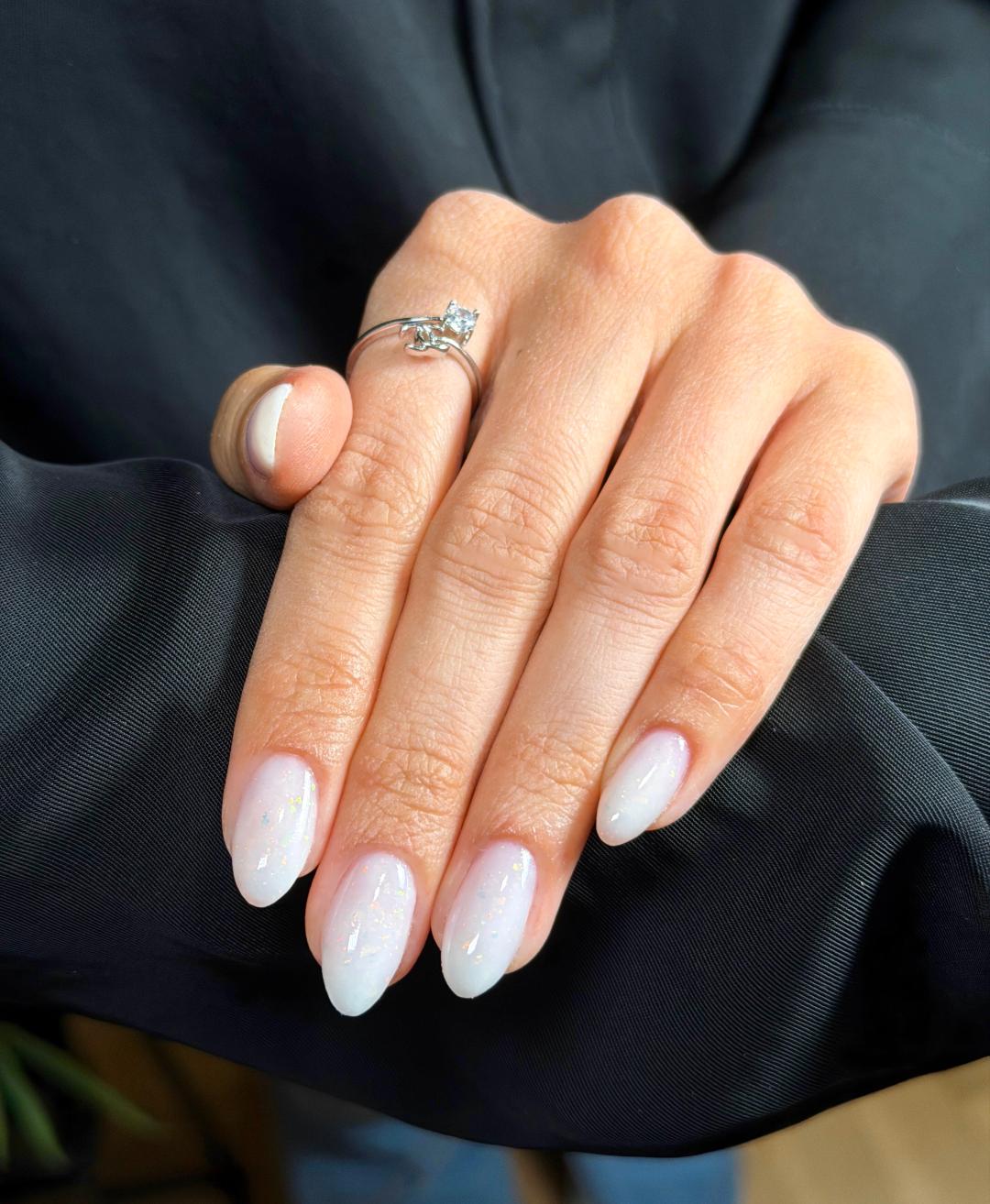 Ojačavanje prirodnih noktiju gelom - Beauty room Zvezdara, Beograd Ojačavanje noktiju Nokti Ojačavanje noktiju, Beograd, Zvezdara