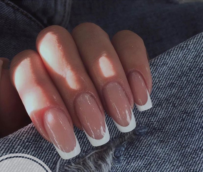 Monami beauty #beograd Ukrašavanje noktiju French / ombre / bebi bumer - dodatak uz uslugu