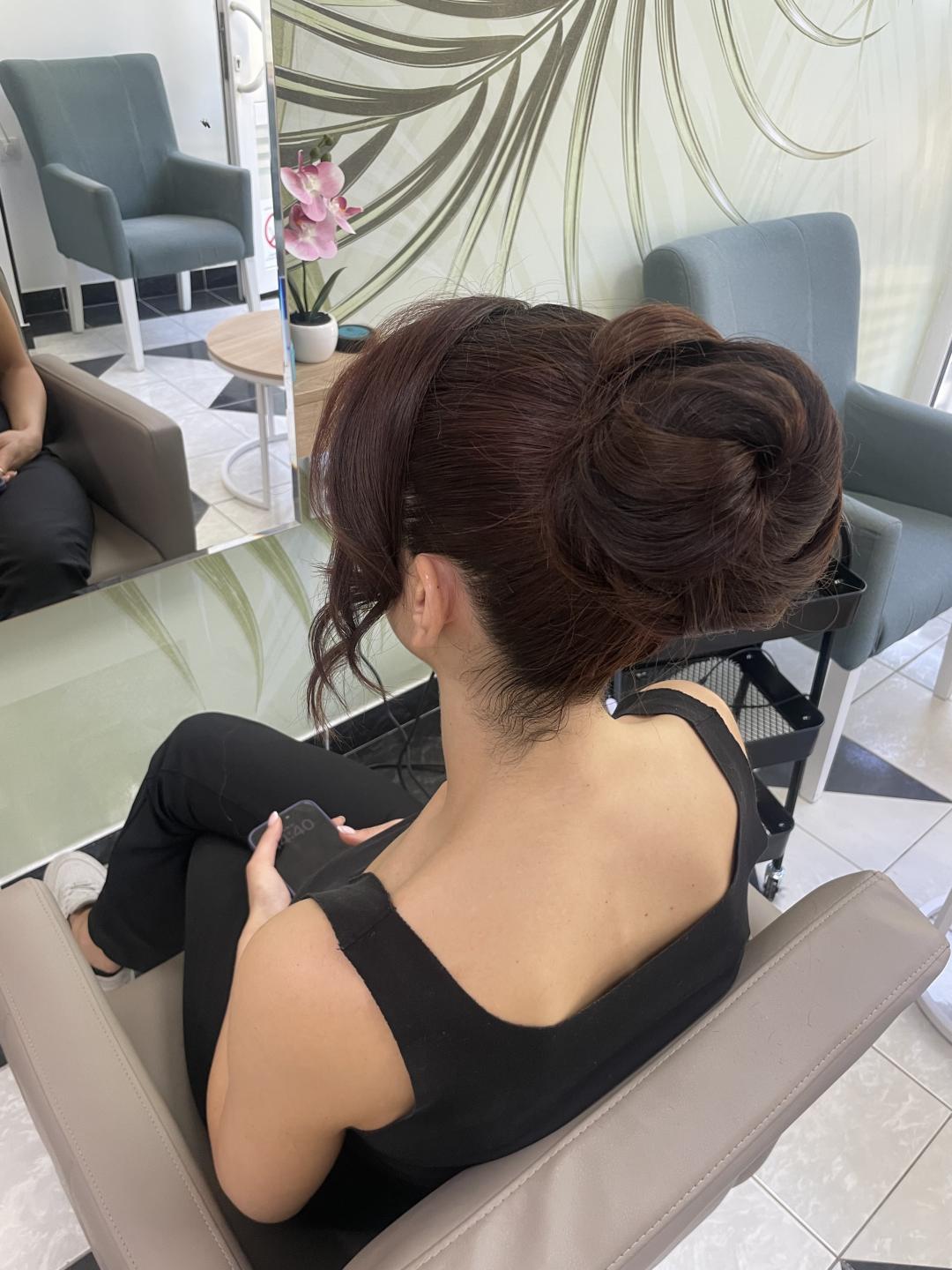Svečana frizura - duga kosa - BeautyFull Studio Lepote, Novi Sad Svečane i frizure za svadbu Frizerski saloni Svečane i frizure za svadbu, Novi Sad, Grbavica, Liman, Adamićevo naselje