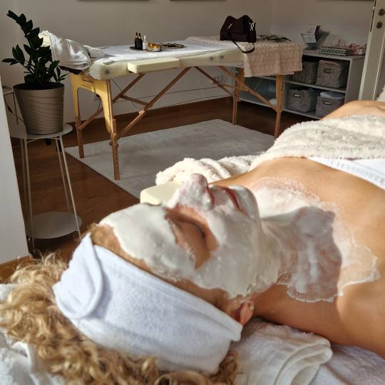 Glow Holistic Studio usluga