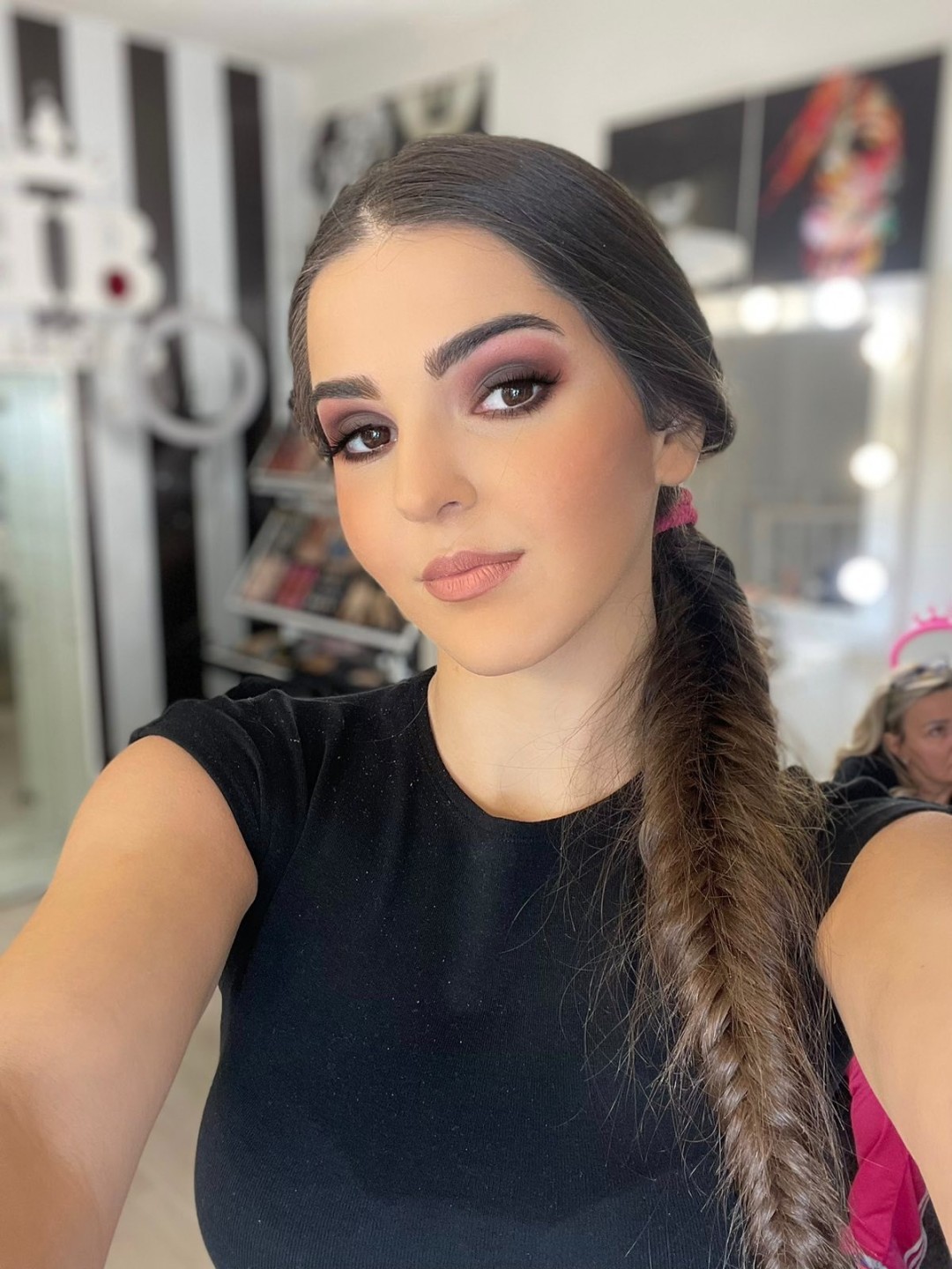 Beauty House by Marija Mitrović #nis Make-up / šminkanje Profesionalno šminkanje + veštačke trepavice
