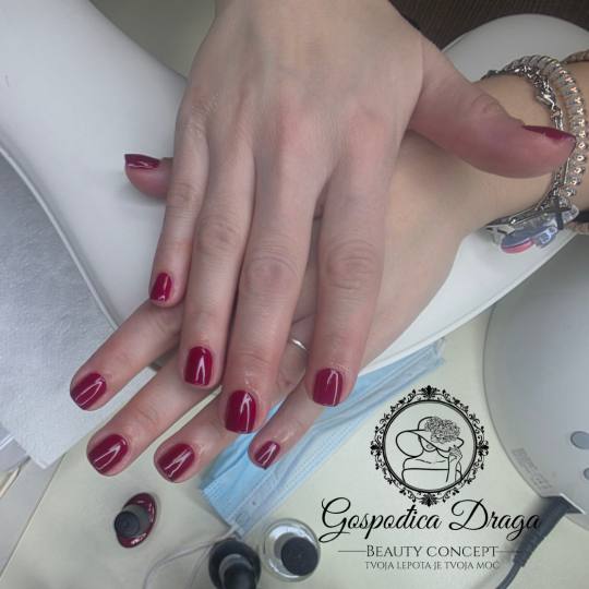 Gospođica Draga usluga