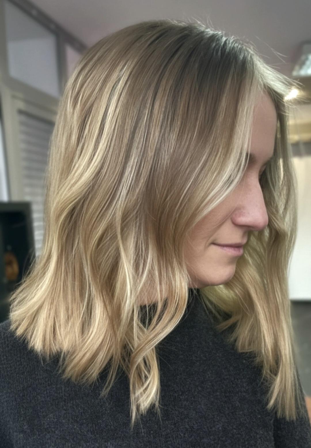 Balayage - kosa srednje dužine - Bellezza e Colori, Beograd Ombre, sombre, balayage Frizerski saloni Ombre, sombre, balayage, Beograd, Slavija, Autokomanda, Neimar