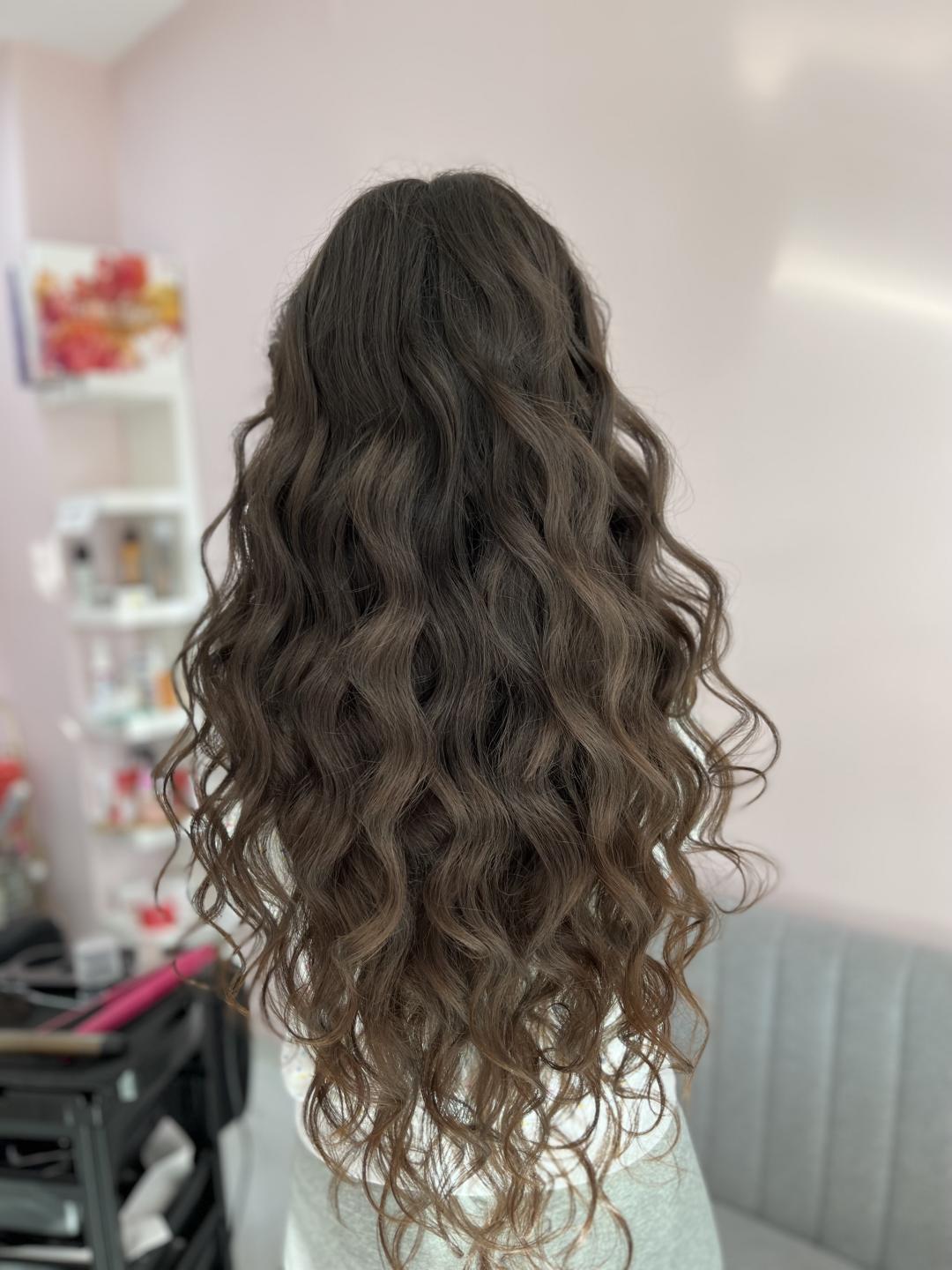 Feniranje na lokne - duga kosa - Pudra beauty, Beograd Feniranje i stilizovanje Frizerski saloni Feniranje i stilizovanje, Beograd, Palilula centralni deo