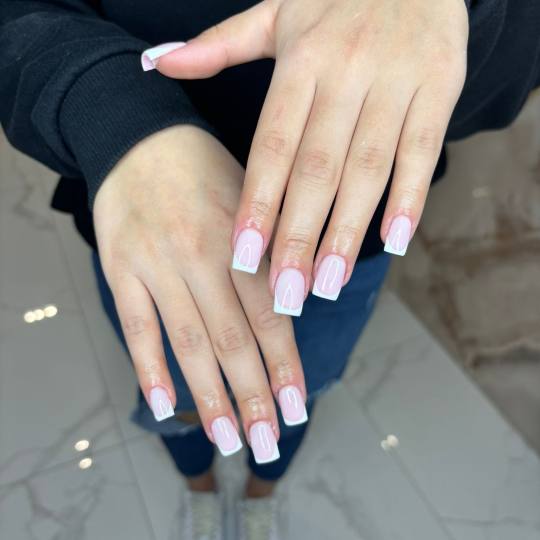 aBeauty Salon Lepote #beograd Izlivanje noktiju IZLIVANJE NOKTIJU - S dužina Rad naše Milice😍