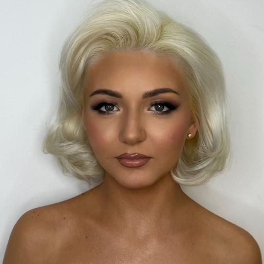 Studio Imela #beograd Make-up / šminkanje Profesionalno šminkanje + svečana frizura - jednostavna