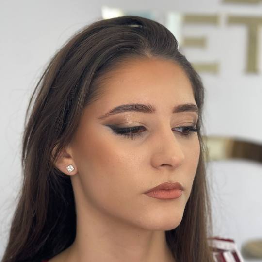Zeta #beograd Make-up / šminkanje Profesionalno šminkanje