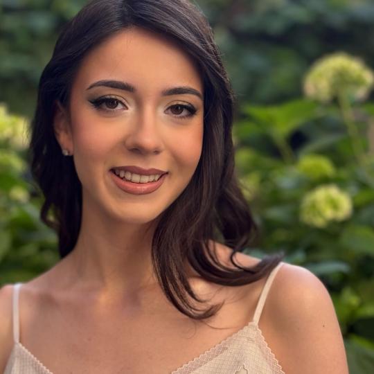 Dasha__Beauty #beograd Make-up / šminkanje Profesionalno šminkanje + svečana frizura
