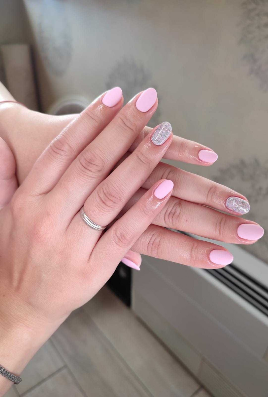 Korekcija radova iz drugih salona - Bibi beauty centar, Beograd Gel lak Nokti Gel lak, Beograd, Banovo brdo