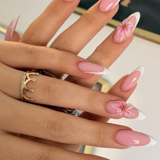 Almari Beauty Concept #kragujevac Korekcija noktiju Korekcija noktiju - L dužina Nokti