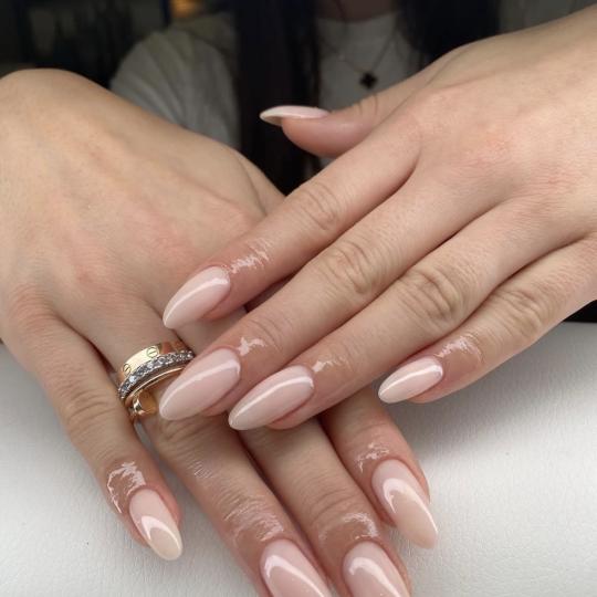 Jessbeauty esthetics room #beograd Ojačavanje noktiju Ojačavanje noktiju rubber bazom - ruke Rubbe