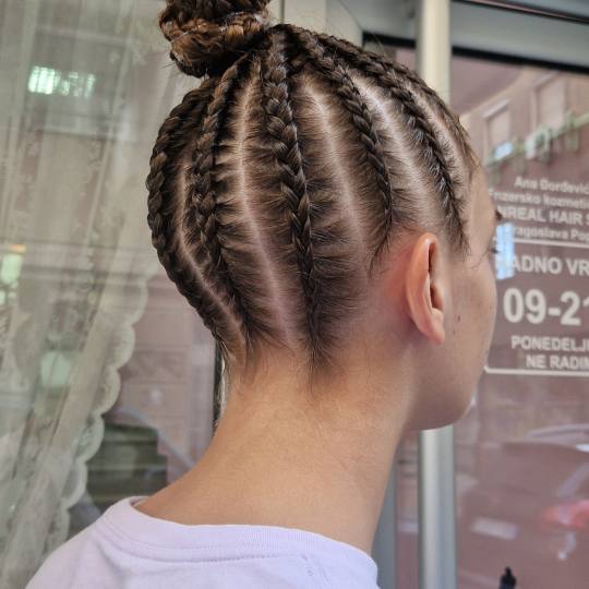 AN'REAL HAIR STUDIO #beograd Pletenice, kike, punđe Pletenice više komada - duga kosa