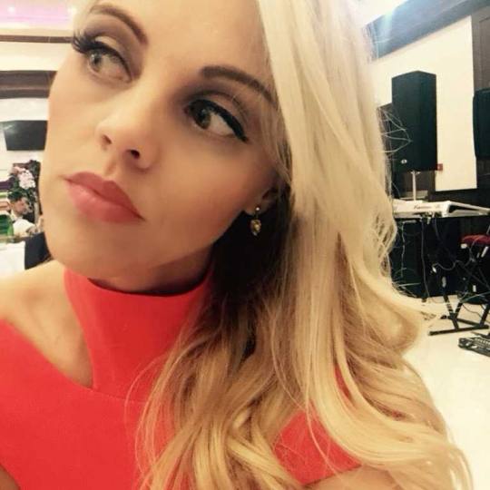 Bibi beauty centar #beograd Farbanje kose Farbanje cele dužine - kosa srednje dužine farbanje kose