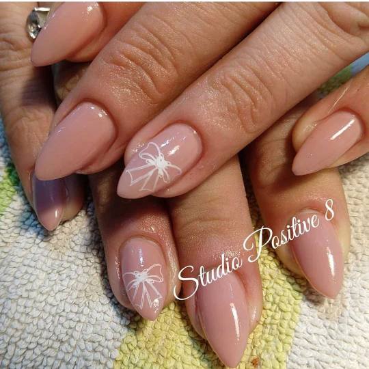 Positive 8 #novisad korekcija noktiju.