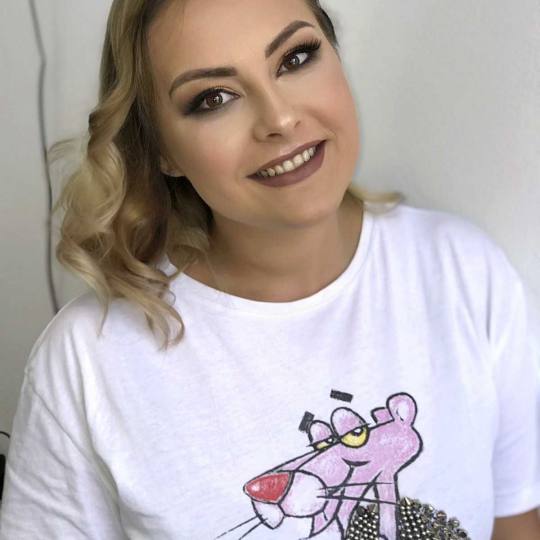M Studio 0303 #novisad Make-up / šminkanje Profesionalno šminkanje + veštačke trepavice