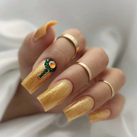 Elegance Touch #beograd Izlivanje noktiju Podrazumeva izlivanje noktiju gradivnim gelom, bilo da je 