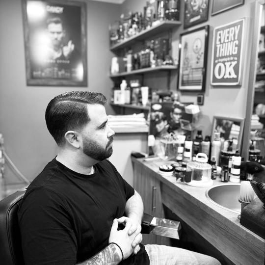 Bogdan Team #beograd Muško šišanje Muško šišanje + štucovanje brade Muški frizeri