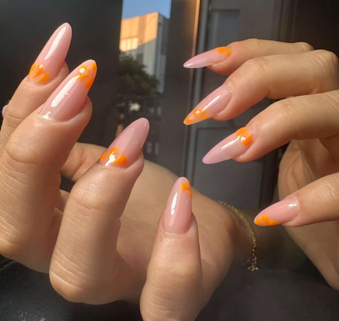 Beauty Studio S #beograd Izlivanje noktiju Korekcija izlivanja noktiju gelom - M dužina