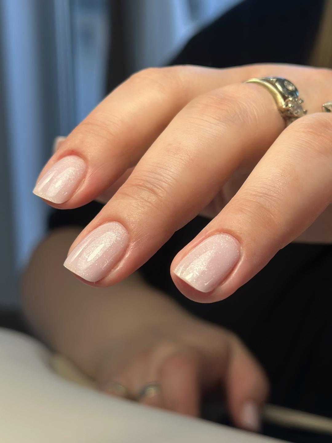 Lui beauty concept #beograd Manikir Manikir + gel lak - S dužina