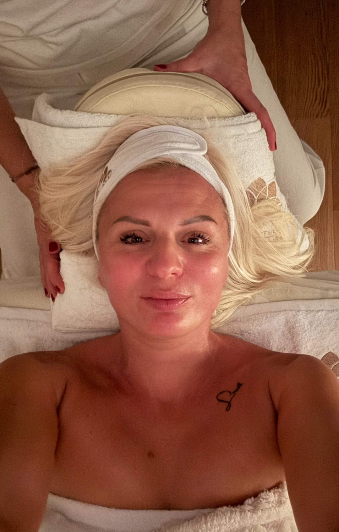 Glow Holistic Studio #beograd Masaža lica Face gym - 60 minuta