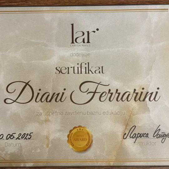 L’Avenue #beograd Manikir Manikir sa gel lakom prvo stavljanje