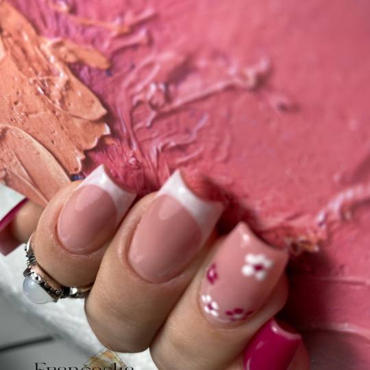 Frančeska beauty studio #novisad Korekcija tudjeg rada
