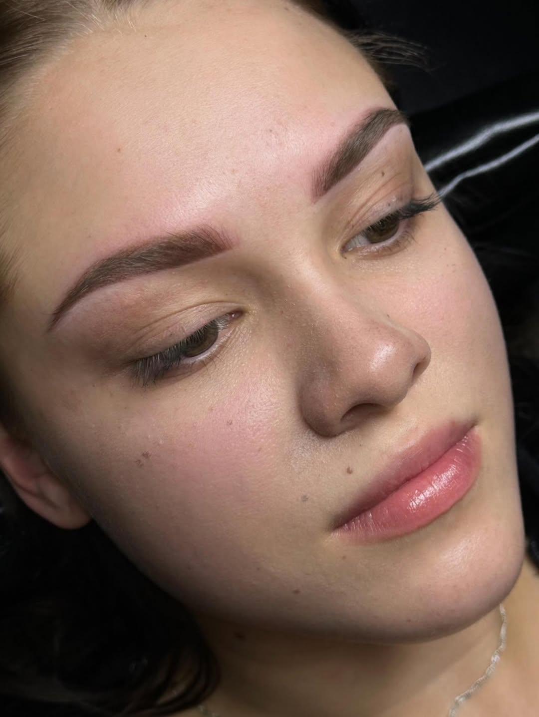 Trajna šminka obrva - puder tehnika - AmiSo Beauty Studio, Novi Sad Trajna šminka Lice Trajna šminka, Novi Sad, Centar - Stari grad