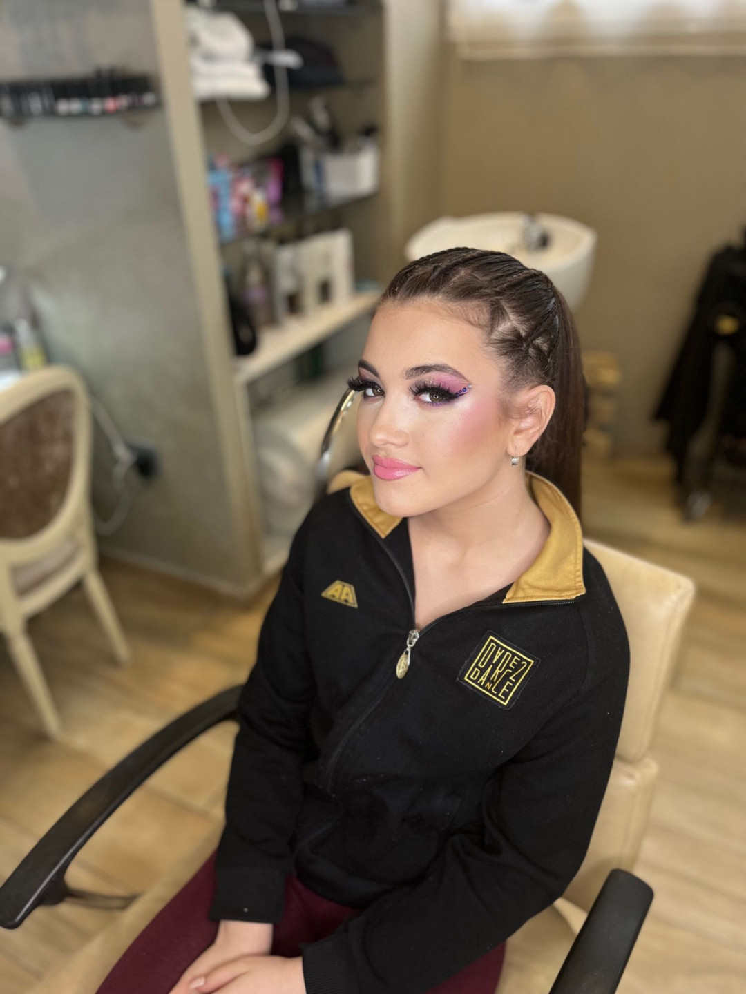 Bibi beauty centar #beograd Make-up / šminkanje Profesionalno šminkanje + veštačke trepavice