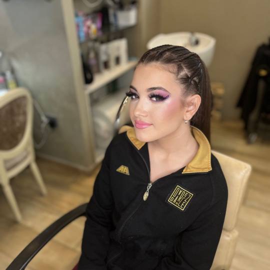 Bibi beauty centar #beograd Make-up / šminkanje Profesionalno šminkanje + veštačke trepavice bib