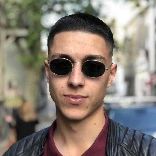 Headroom #beograd Muško šišanje Muško šišanje makazama + mašinicom ✂ Nikola