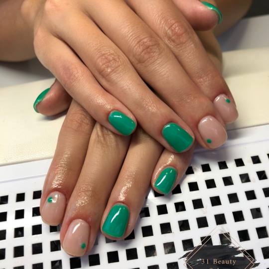 31 Beauty Salon #beograd Manikir Manikir gel lak Manikir + gel lak