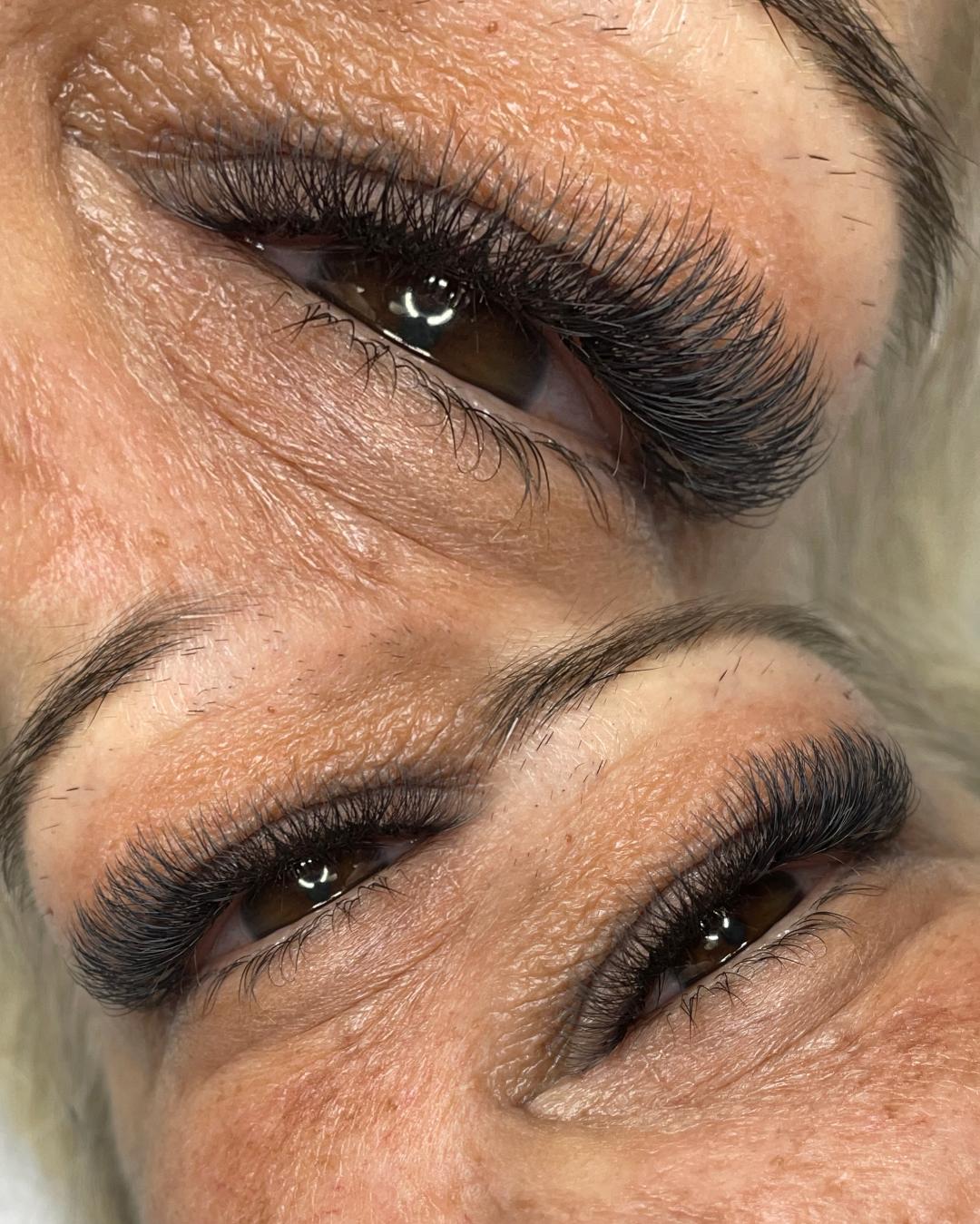 Mask #beograd Nadogradnja trepavica Nadogradnja svilenih trepavica - ruski volumen