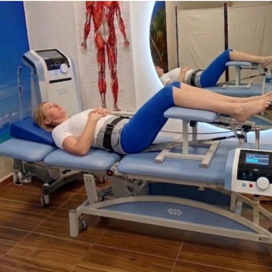 Fizio Odmorko #beograd Terapeutski tretmani Trakcioni sto - dekompresija + lečenje kičme