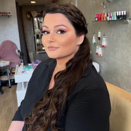 Bibi beauty centar #beograd Make-up / šminkanje Profesionalno šminkanje + veštačke trepavice + s