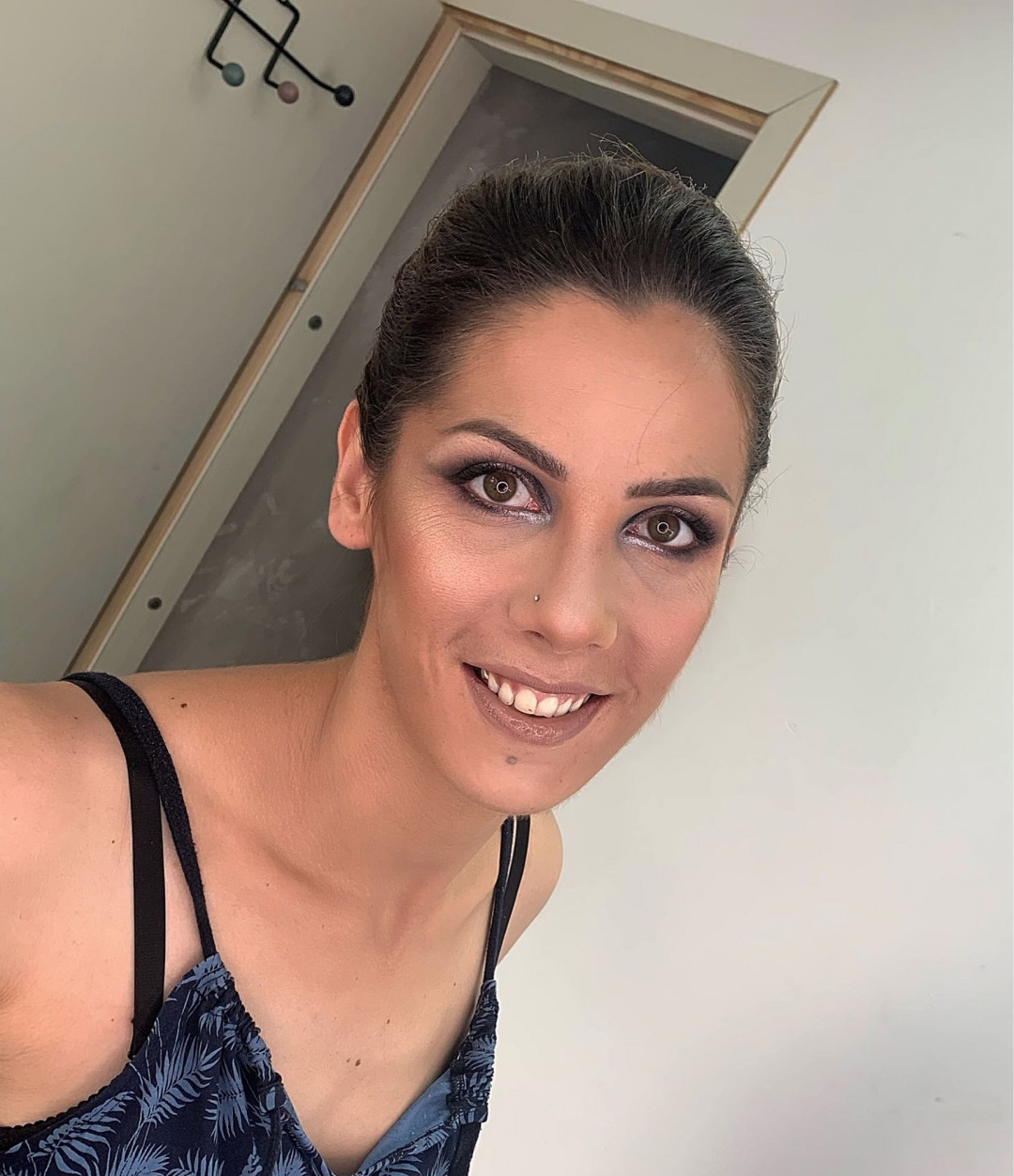 Profesionalno šminkanje + veštačke trepavice - M Studio 0303, Novi Sad Make-up / šminkanje Lice Make-up / šminkanje, Novi Sad, Sajmište, Detelinara, Banatić