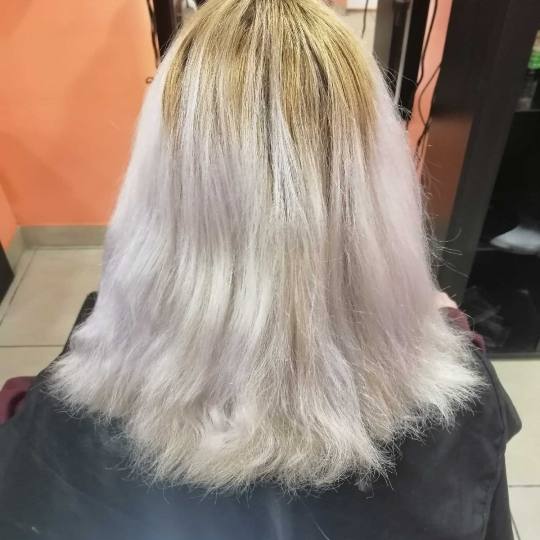Hair Studio K1 #beograd Feniranje i stilizovanje Pre Farbanje i feniranje - srednja dužina kose