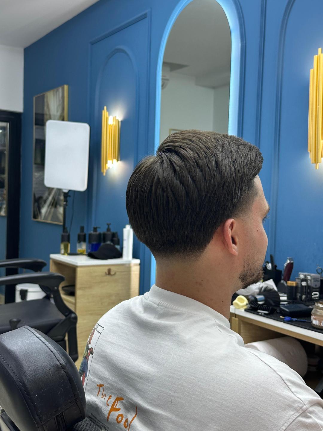 Oasis Cutting Lounge, Beograd LookBook